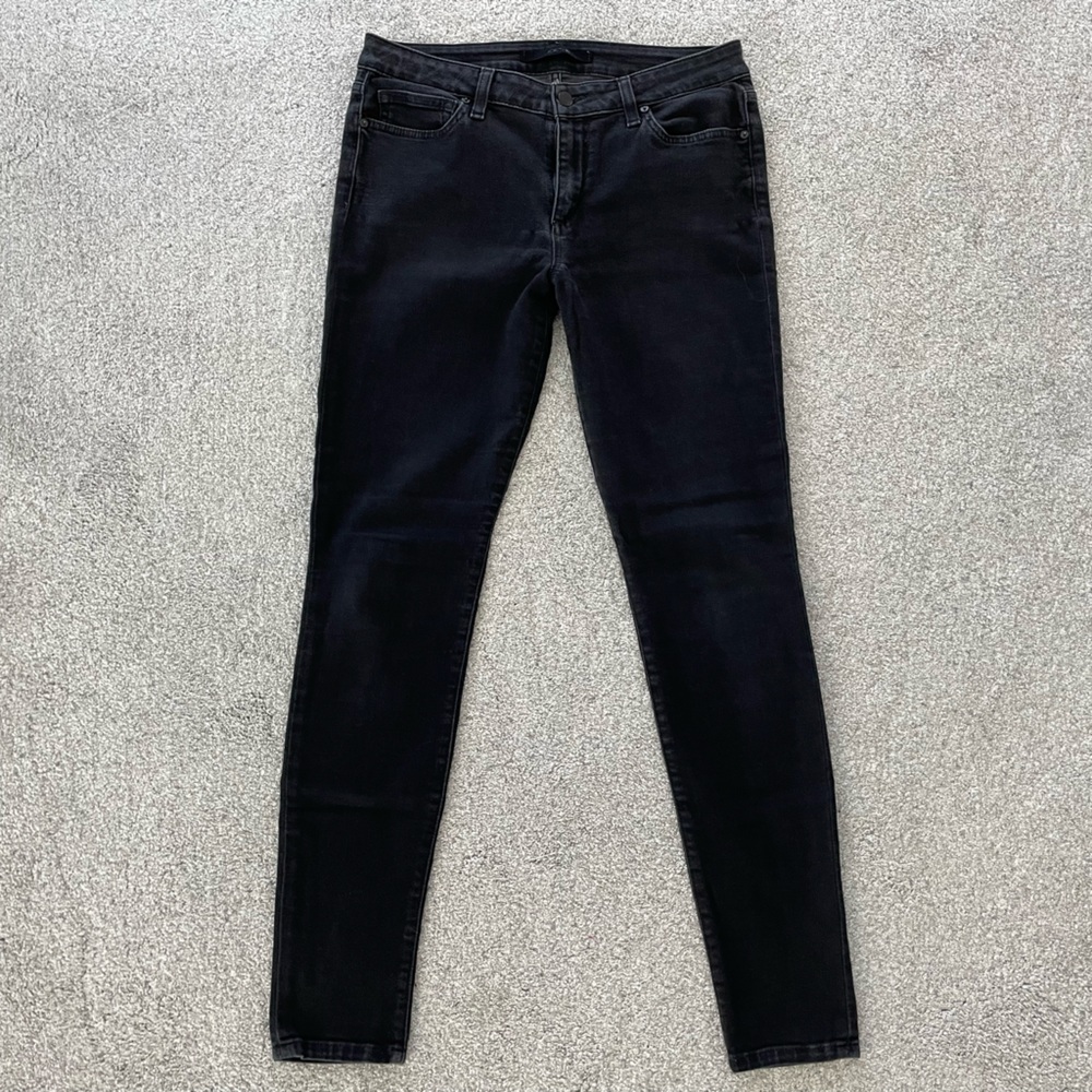 Joe’s Black Skinny Jean, size 30